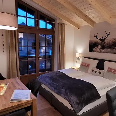 Апартаменты Hochalmbahnen 1-17 We2, Maislaufeldweg 1q Og Раурис